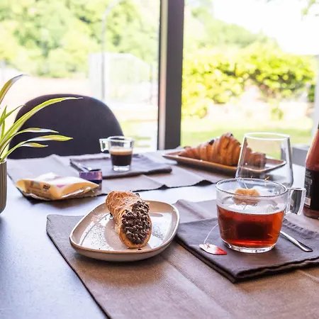 La Collina Delle Rondini Panzió 3*
